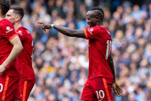 MANCHESTER, ENGLAND - Sunday, April 10, 2022: Liverpool's Sadio Mané celebrates after scoring the second goal during the FA Premier League match between Manchester City FC and Liverpool FC at the City of Manchester Stadium. (Pic by David Rawcliffe/Propaganda)