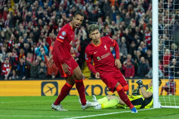 LIVERPOOL, ENGLAND - Wednesday, April 13, 2022: Liverpool's Roberto Firmino (R) celebrates after scoring the third goal during the UEFA Champions League Quarter-Final 2nd Leg game between Liverpool FC and SL Benfica at Anfield. (Pic by David Rawcliffe/Propaganda)