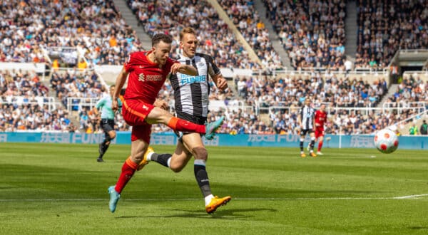 NEWCASTLE-UPON-TYNE, ENGLAND - Saturday, April 30, 2022: Liverpool's Diogo Jota shoots during the FA Premier League match between Newcastle United FC and Liverpool FC at St James' Park. (Pic by David Rawcliffe/Propaganda)