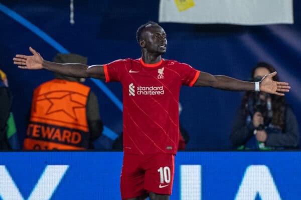 VILLARREAL, SPAIN - Tuesday, May 3, 2022: Liverpool's Sadio Mané celebrates after scoring his side's third goal to make the score 2-3 (2-5 on aggregate) during the UEFA Champions League Semi-Final 2nd Leg game between Villarreal CF and Liverpool FC at the Estadio de la Cerámica. (Pic by David Rawcliffe/Propaganda)