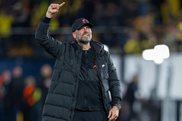 VILLARREAL, SPAIN - Tuesday, May 3, 2022: Liverpool's manager Jürgen Klopp celebrates as his side reach the Final beating Villarreal during the UEFA Champions League Semi-Final 2nd Leg game between Villarreal CF and Liverpool FC at the Estadio de la Cerámica. Liverpool won 3-2 (5-2 on aggregate).(Pic by David Rawcliffe/Propaganda)