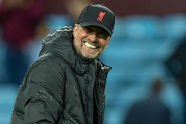 BIRMINGHAM, ENGLAND - Tuesday, May 10, 2022: Liverpool's manager Jürgen Klopp celebrates after the FA Premier League match between Aston Villa FC and Liverpool FC at Villa Park. Liverpool won 2-1. (Pic by David Rawcliffe/Propaganda)