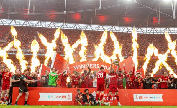 LONDON, ENGLAND - Saturday, May 14, 2022: Liverpool's captain Jordan Henderson and his team-mates celebrate with the trophy after the FA Cup Final between Chelsea FC and Liverpool FC at Wembley Stadium. The game ended in a goal-less draw, Liverpool won 6-5 on penalties. (Pic by David Rawcliffe/Propaganda)
