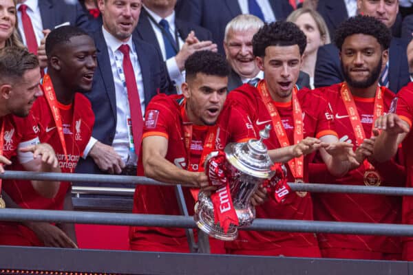 LONDON, ENGLAND - Saturday, May 14, 2022: Liverpool's Luis Díaz lifts the trophy after the FA Cup Final between Chelsea FC and Liverpool FC at Wembley Stadium. The game ended in a goal-less draw, Liverpool won 6-5 on penalties. (Pic by David Rawcliffe/Propaganda)