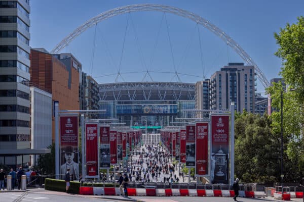 LONDON, ENGLAND - Saturday, May 14, 2022: Supporters walk up Wembley Way on the morninhg of the FA Cup Final between Chelsea FC and Liverpool FC at Wembley Stadium. (Pic by David Rawcliffe/Propaganda)