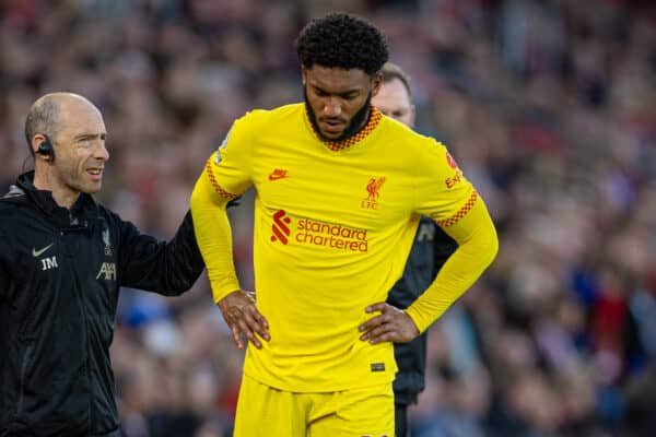 SOUTHAMPTON, ENGLAND - Tuesday, May 17, 2022: Liverpool's Joe Gomez is treated for an injury during the FA Premier League match between Southampton FC and Liverpool FC at St Mary's Stadium. (Pic by David Rawcliffe/Propaganda)