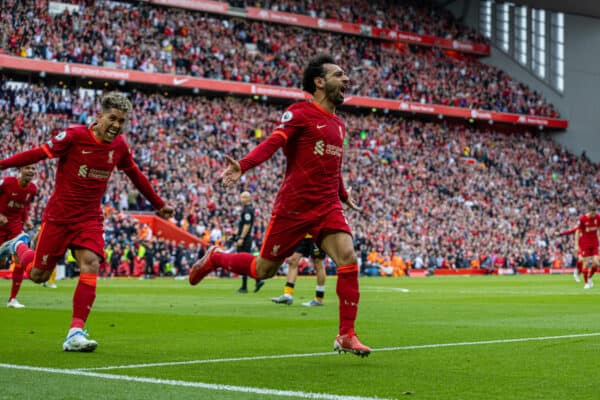 LIVERPOOL, INGLATERRA - Domingo, 22 de mayo de 2022: Liverpool'selebrates después de anotar el segundo goalhamed Salah cg2 durante el partido de la FA Premier League entre Liverpool FC y Wolverhampton Wanderers FC en Anfield.  (Foto de David Rawcliffe/Propaganda)