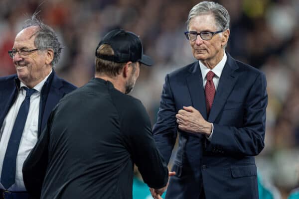 PARIS, FRANCE - Saturday, May 28, 2022: Liverpool's owner John W. Henry shakes hands with manager Jürgen Klopp during the UEFA Champions League Final game between Liverpool FC and Real Madrid CF at the Stade de France. (Photo by David Rawcliffe/Propaganda)