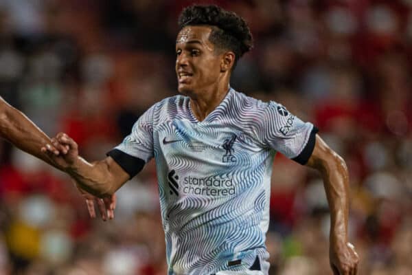 BANGKOK, THAILAND - Tuesday, July 12, 2022: Liverpool's Fabio Carvalho (R) and Manchester United's Raphaël Varane during the Bangkok Century Cup pre-season friendly match between Liverpool FC and Manchester United FC at the Rajamangala National Stadium. (Pic by David Rawcliffe/Propaganda)