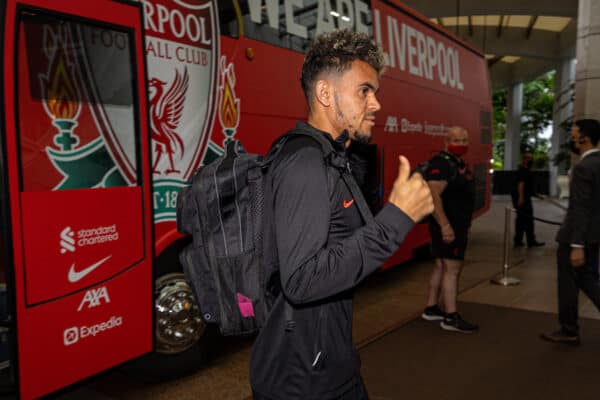 SINGAPORE - Wednesday, July 13, 2022: Liverpool's Luis Díaz arrives at the Ritz-Carlton Hotel in Singapore on Day Four of the club's pre-season Asia Tour. (Pic by David Rawcliffe/Propaganda)