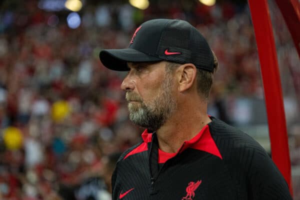 SINGAPORE - Friday, July 15, 2022: Liverpool's manager Jürgen Klopp during the Standard Chartered Trophy pre-season friendly match between Liverpool FC and Crystal Palace FC at the Singapore National Stadium. (Pic by David Rawcliffe/Propaganda)