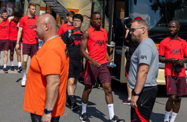 SAALFELDEN, AUSTRIA - Sunday, July 24, 2022: Liverpool's Isaac Mabaya arrives before a training session during the club's pre-season training camp in Austria. (Pic by David Rawcliffe/Propaganda)