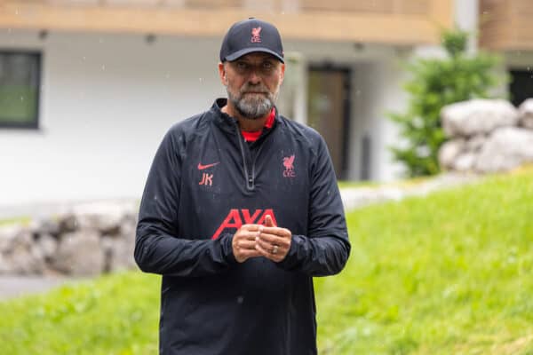 SAALFELDEN, AUSTRIA - Tuesday, July 26, 2022: Liverpool's manager Jürgen Klopp arrives before a training session at during the club's pre-season training camp in Austria. (Pic by David Rawcliffe/Propaganda)