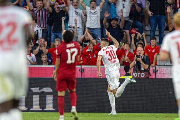 SALZBURG, AUSTRIA - Wednesday, July 27, 2022: RB Salzburg's Benjamin Šeško celebrates after scoring the first goal during a pre-season friendly between FC Red Bull Salzburg and Liverpool FC at the Red Bull Arena. (Pic by David Rawcliffe/Propaganda)