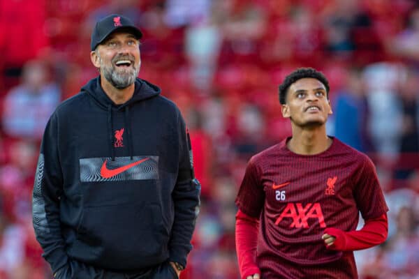 LIVERPOOL, ENGLAND - Sunday, July 31, 2022: Liverpool's manager Jürgen Klopp (L) and Melkamu Frauendorf during the pre-match warm-up before a pre-season friendly match between Liverpool FC and RC Strasbourg Alsace at Anfield. (Pic by David Rawcliffe/Propaganda)