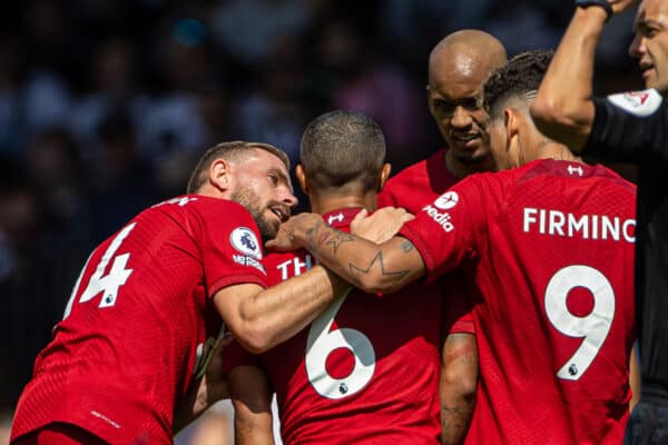 LONDON, ENGLAND - Saturday, August 6, 2022: Liverpool's Thiago Alcântara (C) is consoled by team-mates after sustaining a hamstring injury during the FA Premier League match between Fulham FC and Liverpool FC at Craven Cottage. (Pic by David Rawcliffe/Propaganda)