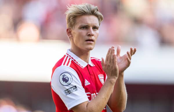 LONDON, ENGLAND - Saturday, August 13, 2022: Arsenal's Martin Ødegaard applauds the supporters after the FA Premier League match between Arsenal FC and Leicester City FC at the Emirates Stadium. Arsenal won 4-2. (Pic by David Rawcliffe/Propaganda)