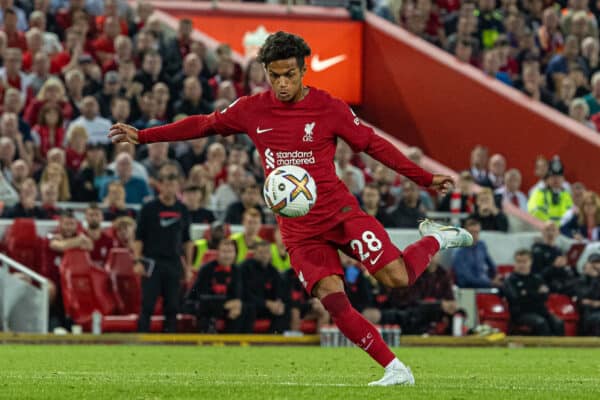 LIVERPOOL, ENGLAND - Monday, August 15, 2022: Liverpool's Fabio Carvalho shoots during the FA Premier League match between Liverpool FC and Crystal Palace FC at Anfield. (Pic by David Rawcliffe/Propaganda)