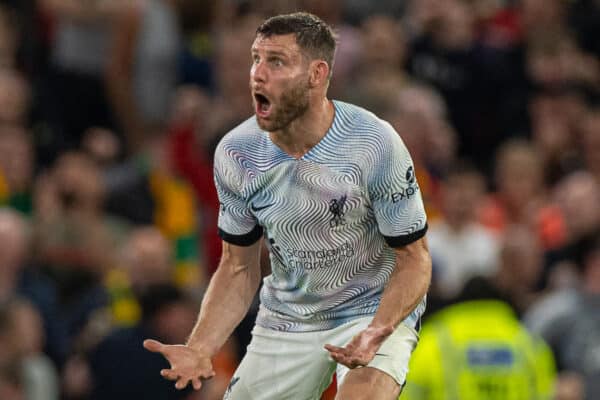 MANCHESTER, ENGLAND - Monday, August 22, 2022: Liverpool's captain Jordan Henderson (L) amd James Milner (R) look dejected as Manchester United score the second goal during the FA Premier League match between Manchester United FC and Liverpool FC at Old Trafford. (Pic by David Rawcliffe/Propaganda)