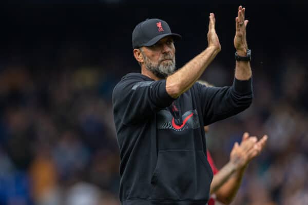 LIVERPOOL, ENGLAND - Saturday, September 3, 2022: Liverpool's manager Jürgen Klopp applauds the supporters after the FA Premier League match between Everton FC and Liverpool FC, the 241st Merseyside Derby, at Goodison Park. (Pic by David Rawcliffe/Propaganda)