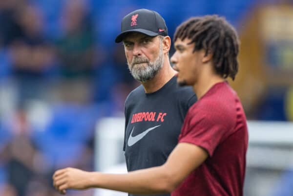 LIVERPOOL, ENGLAND - Saturday, September 3, 2022: Liverpool's manager Jürgen Klopp (L) and Trent Alexander-Arnold during the pre-match warm-up before the FA Premier League match between Everton FC and Liverpool FC, the 241st Merseyside Derby, at Goodison Park. (Pic by David Rawcliffe/Propaganda)