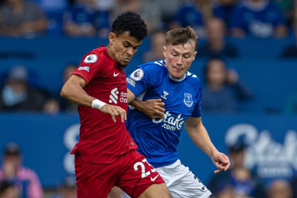 LIVERPOOL, ENGLAND - Saturday, September 3, 2022: Liverpool's Luis Díaz (L) and Everton's Nathan Patterson during the FA Premier League match between Everton FC and Liverpool FC, the 241st Merseyside Derby, at Goodison Park. (Pic by David Rawcliffe/Propaganda)