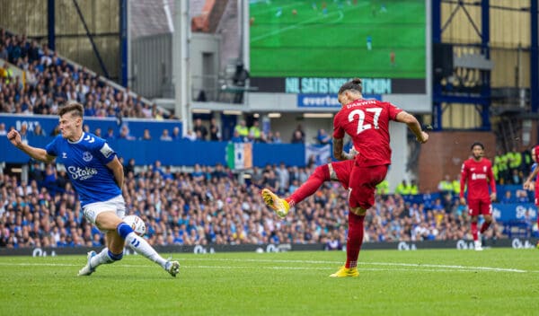 LIVERPOOL, ENGLAND - Saturday, September 3, 2022: Liverpool's Darwin Nunez sees his shot blocked during the FA Premier League match between Everton FC and Liverpool FC, the 241st Merseyside Derby, at Goodison Park. (Pic by David Rawcliffe/Propaganda)