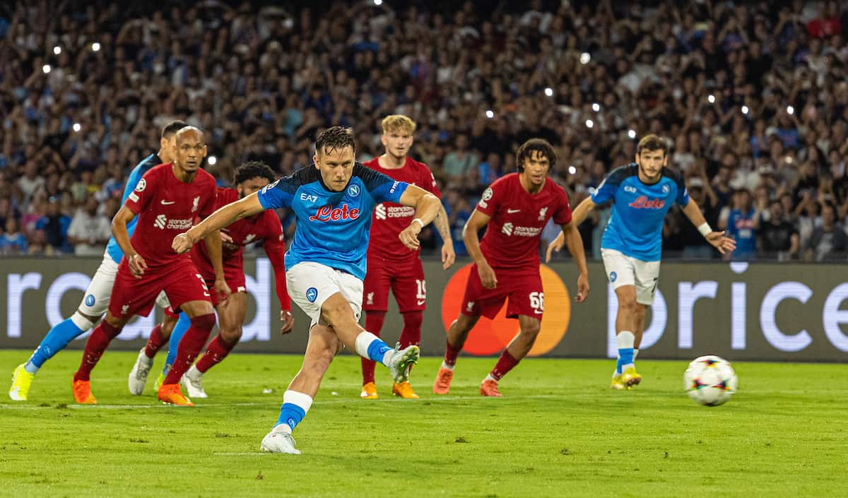 NAPLES, ITALY - Wednesday, September 7, 2022: SSC Napoli's Piotr Zieli?ski scores the first goal from a penalty kick during the UEFA Champions League Group A matchday 1 game between SSC Napoli and Liverpool FC at the Stadio Diego Armando Maradona. (Pic by David Rawcliffe/Propaganda)