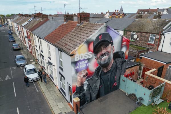 LIVERPOOL, ENGLAND - Saturday, September 24, 2022: A street art mural of Liverpool manager Jürgen Klopp on the gabel end of a house in Randolph Street near the club's Anfield stadium pictured before the LFC Foundation friendly 'Legends of the North' match between Liverpool FC Legends and Manchester United FC Legends. (Pic by David Rawcliffe/Propaganda)