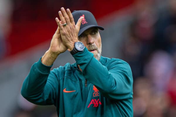 LIVERPOOL, ENGLAND - Saturday, October 1, 2022: Liverpool's manager Jürgen Klopp applauds the supporters after the FA Premier League match between Liverpool FC and Brighton & Hove Albion FC at Anfield. (Pic by David Rawcliffe/Propaganda)