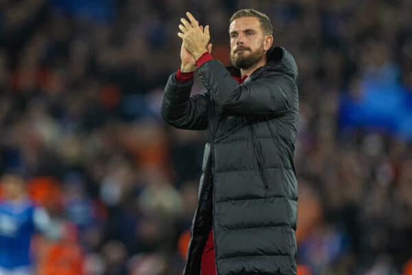 LIVERPOOL, ENGLAND - Tuesday, October 3, 2022: Liverpool's captain Jordan Henderson applauds the supporters after the UEFA Champions League Group A matchday 3 game between Liverpool FC and Glasgow Rangers FC at Anfield. (Pic by David Rawcliffe/Propaganda)