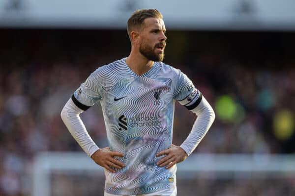 LONDON, ENGLAND - Sunday, October 9, 2022: Liverpool's captain Jordan Henderson during the FA Premier League match between Arsenal FC and Liverpool FC at the Emirates Stadium. (Pic by David Rawcliffe/Propaganda)