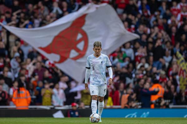 LONDON, ENGLAND - Sunday, October 9, 2022: Liverpool's Roberto Firmino looks dejected as Arsenal score a second goal during the FA Premier League match between Arsenal FC and Liverpool FC at the Emirates Stadium. (Pic by David Rawcliffe/Propaganda)