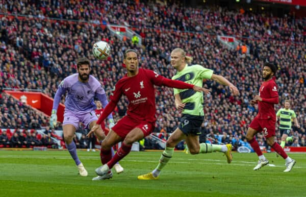 LIVERPOOL, ENGLAND - Sunday, October 16, 2022: Liverpool's Virgil van Dijk (C) and Manchester City's Erling Haaland during the FA Premier League match between Liverpool FC and Manchester City FC at Anfield. (Pic by David Rawcliffe/Propaganda)