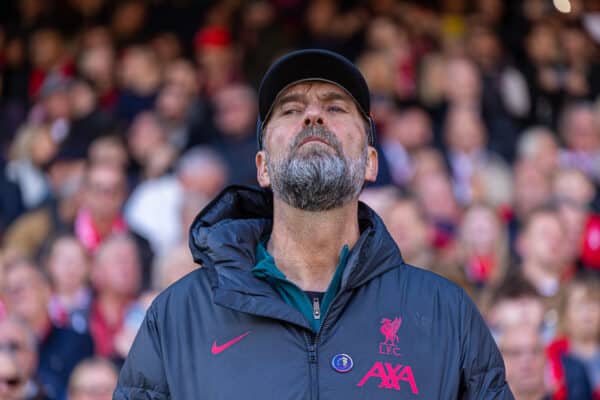 NOTTINGHAM, ENGLAND - Saturday, October 22, 2022: Liverpool's manager Jürgen Klopp during the FA Premier League match between Nottingham Forest FC and Liverpool FC at the City Ground. (Pic by David Rawcliffe/Propaganda)