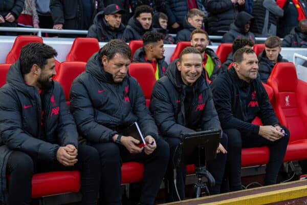 LIVERPOOL, ENGLAND - Saturday, November 12, 2022: Liverpool's first-team development coach Pepijn Lijnders (2nd from R) on the bench during the FA Premier League match between Liverpool FC and Southampton FC at Anfield. (Pic by David Rawcliffe/Propaganda)