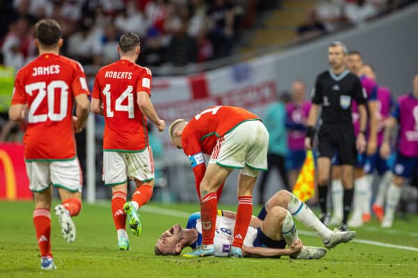 DOHA, QATAR - Tuesday, November 29, 2022: England's Jordan Henderson goes down injured during the FIFA World Cup Qatar 2022 Group B match between Wales and England at the Ahmad Bin Ali Stadium. (Pic by David Rawcliffe/Propaganda)