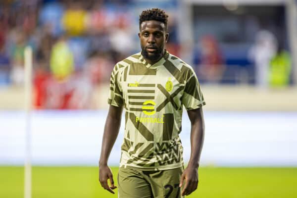 DUBAI, UNITED ARAB EMIRATES - Tuesday, December 13, 2022: AC Milan's Divock Origi during the pre-match warm-up before the Dubai Super Cup 2022 match between Arsenal FC and AC Milan at the Al Maktoum Stadium. (Pic by David Rawcliffe/Propaganda)