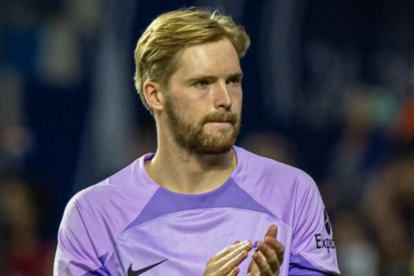 DUBAI, UNITED ARAB EMIRATES - Friday, December 16, 2022: Liverpool's goalkeeper Caoimhin Kelleher applauds the supporters after the Dubai Super Cup 2022 match between Liverpool FC and AC Milan at the Al Maktoum Stadium. (Pic by David Rawcliffe/Propaganda)