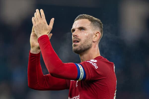 MANCHESTER, ENGLAND - Thursday, December 22, 2022: Liverpool's captain Jordan Henderson (L) applauds the supporters after the Football League Cup 4th Round match between Manchester City FC and Liverpool FC at the City of Manchester Stadium. (Pic by David Rawcliffe/Propaganda)