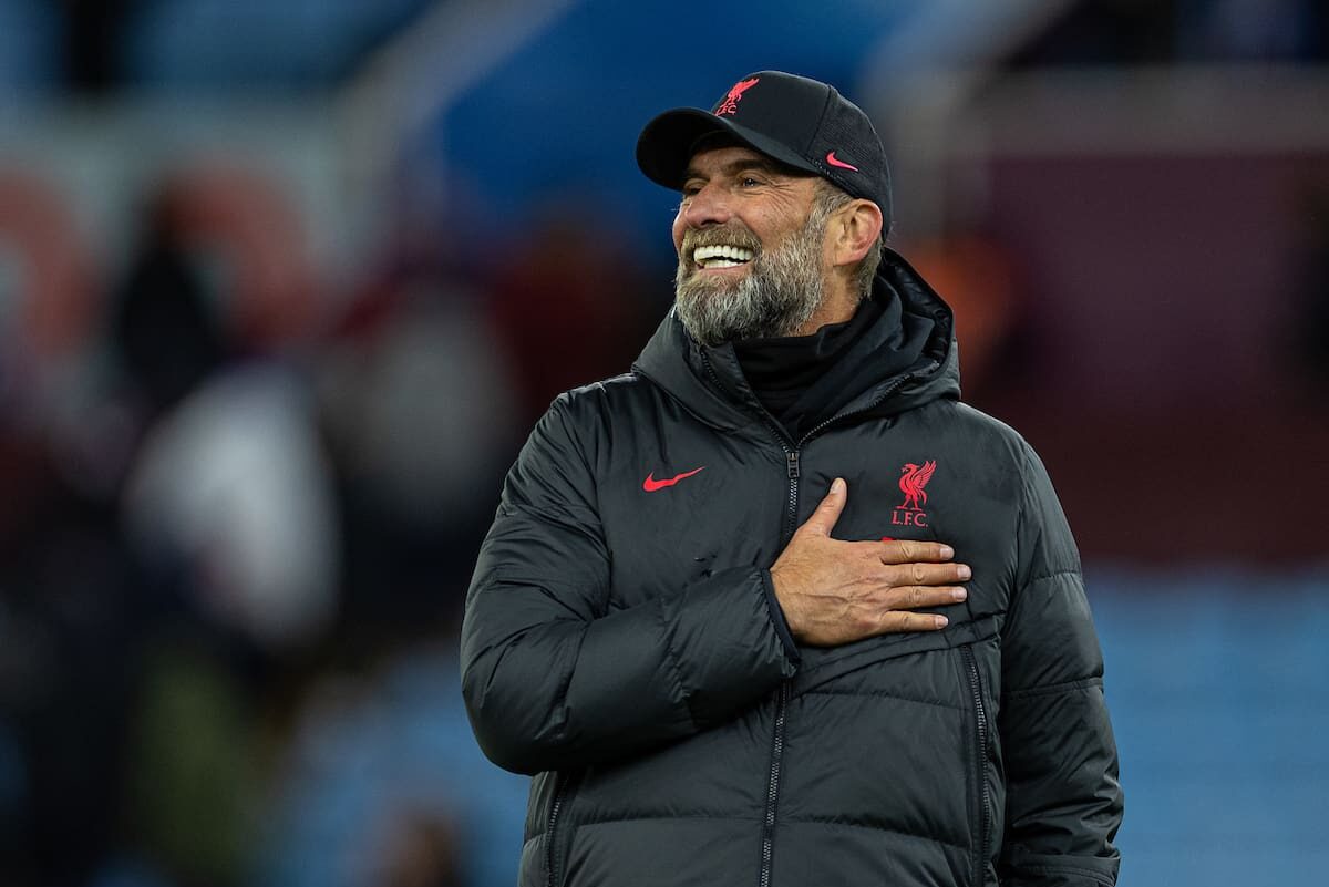 BIRMINGHAM, ENGLAND - Monday, December 26, 2022: Liverpool's manager Jürgen Klopp celebrates after the FA Premier League match between Aston Villa FC and Liverpool FC at Villa Park. Liverpool won 3-1. (Pic by David Rawcliffe/Propaganda)