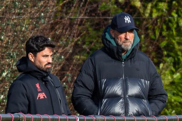 LIVERPOOL, ENGLAND - Sunday, January 8, 2023: Liverpool's first team manager Jurgen Klopp watches on during the Premier League 2 Division 1 match between Liverpool FC Under-21's and Tottenham Hotspur FC Under-21's at the Liverpool Academy. (Pic by Jessica Hornby/Propaganda)