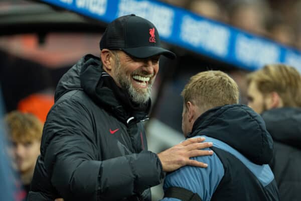 NEWCASTLE-UPON-TYNE, ENGLAND - Saturday, February 18, 2023: Liverpool's manager Jürgen Klopp (L) and Newcastle United's manager Eddie Howe before the FA Premier League match between Newcastle United FC and Liverpool FC at St. James' Park. (Pic by David Rawcliffe/Propaganda)