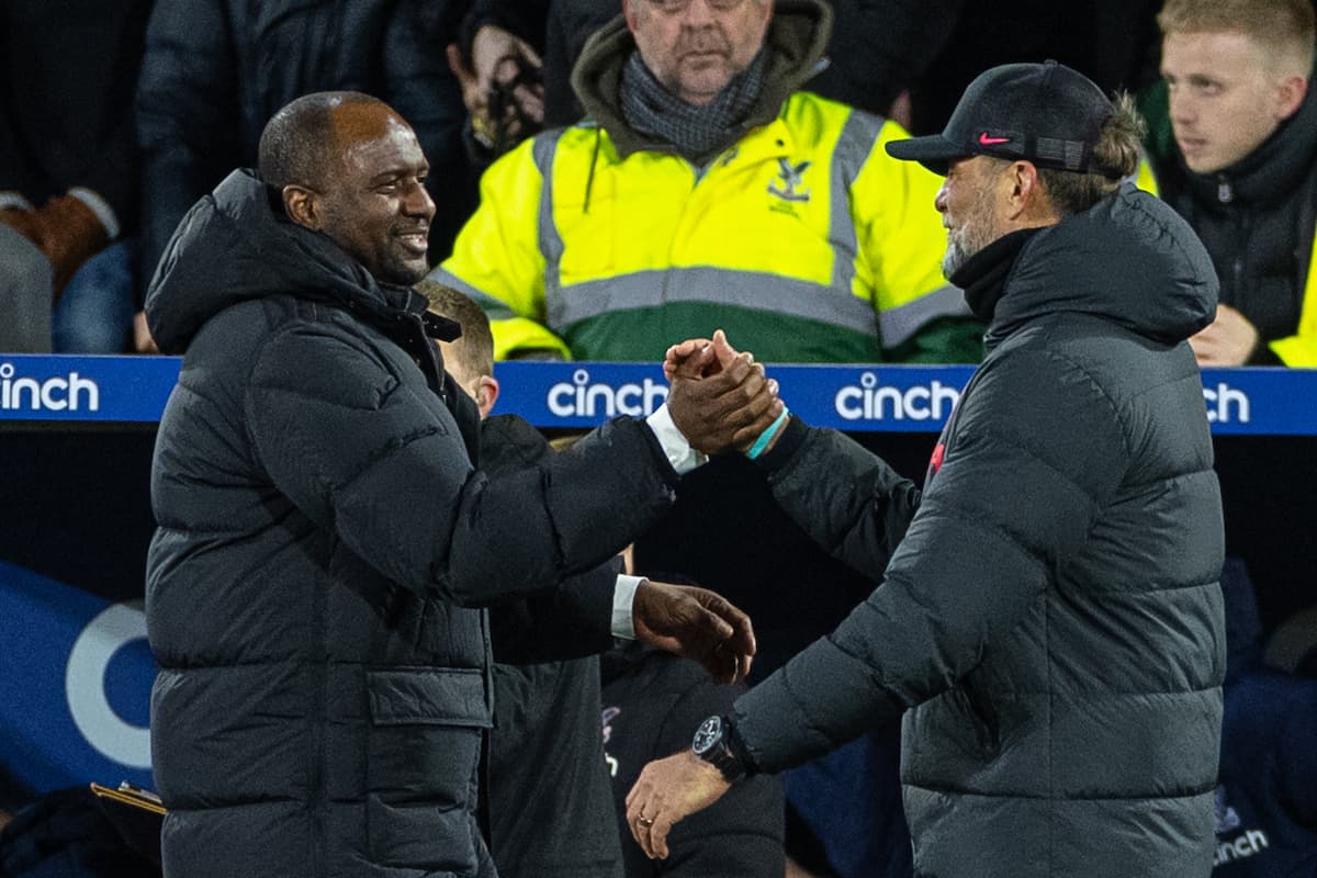 LONDON, ENGLAND - Saturday, February 25, 2023: Liverpool's manager Jürgen Klopp (R) shakes hands with Crystal Palace's manager Patrick Vieira after the FA Premier League match between Crystal Palace FC and Liverpool FC at Selhurst Park. (Pic by David Rawcliffe/Propaganda)