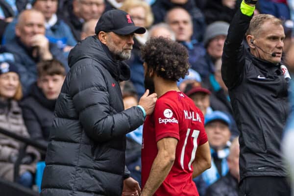 MANCHESTER, ENGLAND - Saturday, April 1, 2023: Liverpool's manager Jürgen Klopp substitutes Mohamed Salah during the FA Premier League match between Manchester City FC and Liverpool FC at the City of Manchester Stadium. (Pic by David Rawcliffe/Propaganda)