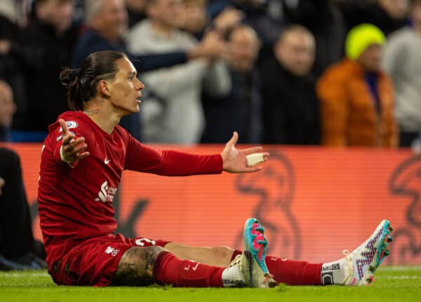 LONDON, ENGLAND - Tuesday, April 4, 2023: Liverpool's Darwin Núñez reacts during the FA Premier League match between Chelsea FC and Liverpool FC at Stamford Bridge. (Pic by David Rawcliffe/Propaganda)