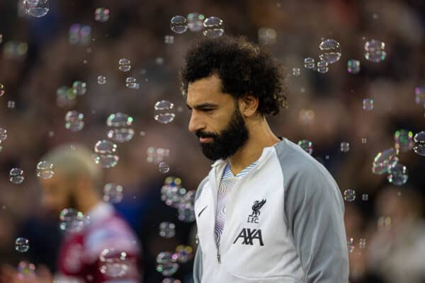 LONDON, ENGLAND - Wednesday, April 26, 2023: Liverpool's Mohamed Salah walks out through a shower of bubbles before the FA Premier League match between West Ham United FC and Liverpool FC at the London Stadium. (Pic by David Rawcliffe/Propaganda)