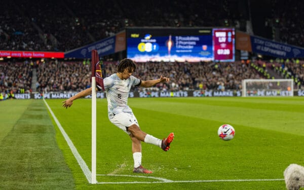 LONDON, ENGLAND - Wednesday, April 26, 2023: Liverpool's Trent Alexander-Arnold takes a corner-kick during the FA Premier League match between West Ham United FC and Liverpool FC at the London Stadium. (Pic by David Rawcliffe/Propaganda)