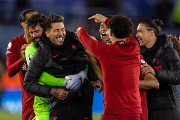 LEICESTER, ENGLAND - Monday, May 15, 2023: Liverpool's Roberto Firmino celebrates with team-mates after the FA Premier League match between Leicester City FC and Liverpool FC at the King Power Stadium. (Pic by David Rawcliffe/Propaganda)