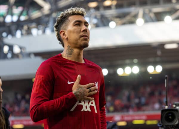 LIVERPOOL, ENGLAND - Saturday, May 20, 2023: Liverpool's Roberto Firmino says an emotional goodbye to the supporters after the FA Premier League match between Liverpool FC and Aston Villa FC at Anfield. (Pic by David Rawcliffe/Propaganda)